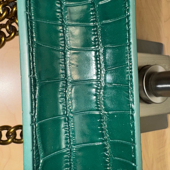 Kurt Geiger Green Croc-Embossed Crossbody Bag - Picture 8 of 9